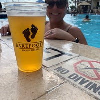 Photo taken at Barefoots Beachside Bar &amp;amp; Grill by Tony S. on 10/14/2019