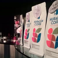Photo taken at Huracán Coffee by Arūnas K. on 11/17/2016