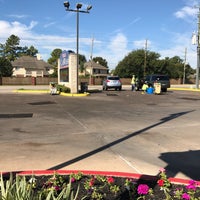 Photo taken at Texas Car Wash by goodcoffy on 10/23/2016