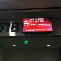 Photo taken at Gate D4 by Hugo E. on 11/22/2017