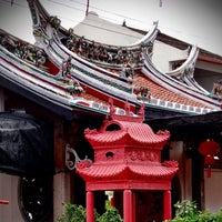 Photo taken at Cheng Hoon Teng Temple (青雲亭) by Jason T on 1/9/2021