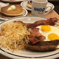Photo taken at IHOP by Angelito A. on 3/11/2017