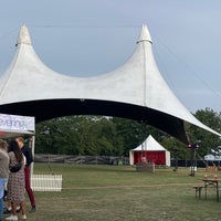 รูปภาพถ่ายที่ Roskilde Festival โดย Rune เมื่อ 8/26/2022