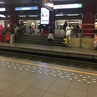 Photo taken at Metro 6 Elisabeth - Koning Boudewijn by Stephane D. on 5/30/2018
