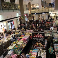 Photo taken at Square 2 by Kris A. on 11/26/2018