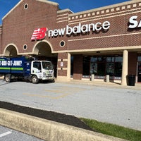 Foto tirada no(a) New Balance Brandywine por david j. em 11/7/2021