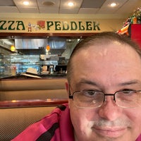 Das Foto wurde bei Pizza Peddler von david j. am 8/12/2021 aufgenommen