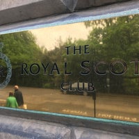 Снимок сделан в The Royal Scots Club пользователем Goran A. 5/22/2018