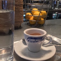 Photo taken at Carluccio&amp;#39;s by Goran A. on 1/30/2016
