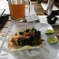 Photo prise au La Baja Tacos par Karenka O. le5/8/2017
