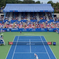 รูปภาพถ่ายที่ Rock Creek Tennis Center โดย lelelelelelelen เมื่อ 8/14/2021