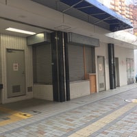 Photo taken at Hankyu Mikage Station (HK12) by usabon on 3/16/2024