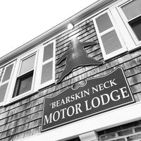 Photo taken at Bearskin Neck Motor Lodge by Steve D. on 5/8/2014