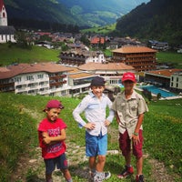 Photo prise au Alpin &amp;amp; Spa Resort Schwarzenstein in Südtirol par Lorenzo C. le7/25/2015
