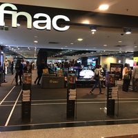 Photo taken at Fnac by André Luis S. on 6/8/2017