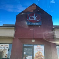 Photo taken at Jack in the Box by Josh v. on 7/21/2016