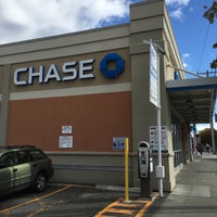 Photo taken at Chase Bank by Josh v. on 9/27/2016