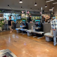 7/20/2022 tarihinde Josh v.ziyaretçi tarafından Metropolitan Market West Seattle (Admiral)'de çekilen fotoğraf