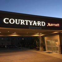 รูปภาพถ่ายที่ Courtyard by Marriott Seattle Kirkland โดย Josh v. เมื่อ 7/2/2017