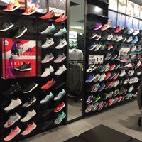nike rundle mall
