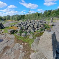 Photo taken at Meilahden pronssikautinen hauta by Jukka K. on 9/6/2023