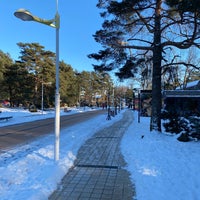 รูปภาพถ่ายที่ Jono Basanavičiaus gatvė | Jonas Basanavičius Street โดย Eimantas B. เมื่อ 2/6/2021