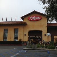 Photo taken at Ralphs by Aaron Chiklet A. on 4/28/2013