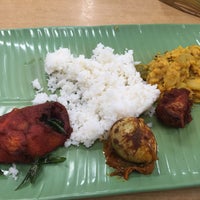 Photo taken at Meera&amp;#39;s Curry Banana Leaf Restaurant by WOODY S. on 10/5/2015