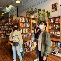 Photo taken at Alley Cat Books by Rhea on 6/4/2022