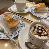 Photo taken at Doutor Coffee Shop by しゃん あ. on 2/17/2021