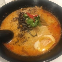 Das Foto wurde bei Chibiscus Asian Cafe &amp;amp; Restaurant von louda b. am 1/29/2018 aufgenommen