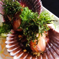 รูปภาพถ่ายที่ Lotus Japanese Fusion Cuisine โดย Benício S. เมื่อ 12/27/2015