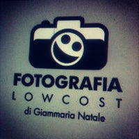 รูปภาพถ่ายที่ Fotografia Low Cost โดย Giammaria Natale w. เมื่อ 1/27/2013