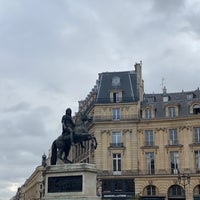 Photo taken at Statue de Louis XIV by Maximus T. on 9/9/2022