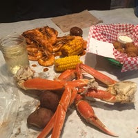 Photo taken at Angry Crab Shack and BBQ by Wayne on 9/9/2017