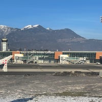 Das Foto wurde bei Flughafen Jože Pučnik Ljubljana (LJU) von Julia am 2/4/2024 aufgenommen