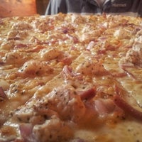 4/11/2013にJerry S.がSalvation Pizza - 34th Streetで撮った写真