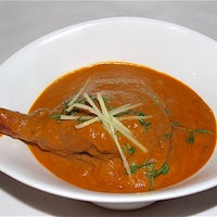 Foto diambil di Om Indian Cuisine oleh Om Indian Cuisine pada 11/19/2016