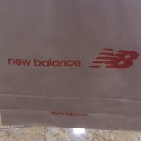 Photo taken at New Balance by Valentine L. on 4/11/2016