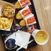 Photo taken at McDonald&amp;#39;s by Rio R. on 3/30/2019