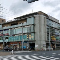 Photo taken at 足立六町郵便局 by akitsuno_kitera on 5/16/2021