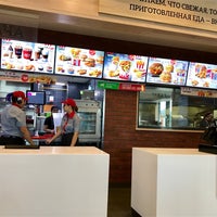 Photo taken at KFC by Максим З. on 9/5/2019