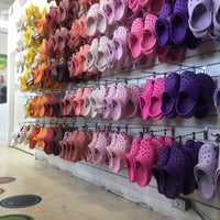 crocs amk hub