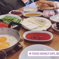 Photo taken at Fiskos Kahvaltı Cafe by Denis H. on 2/10/2019