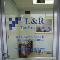 Foto tomada en L &amp;amp; R Tax Preparation  por Bruce M. el 11/9/2012