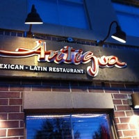 Foto tirada no(a) Antigua Mexican and Latin Restaurant por Rob D. em 10/27/2012