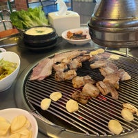 Photo taken at Drum BBQ Korean Restaurant by yoojeen on 4/6/2023