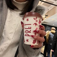 Photo taken at Pret A Manger by H🎧 on 11/21/2022