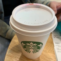 Photo taken at Starbucks by Daria A. on 9/11/2019