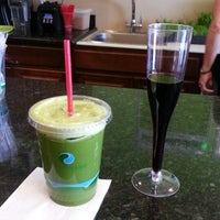 Photo taken at O2 Juice Bar &amp;amp; Spa by Wyly W. on 2/25/2013